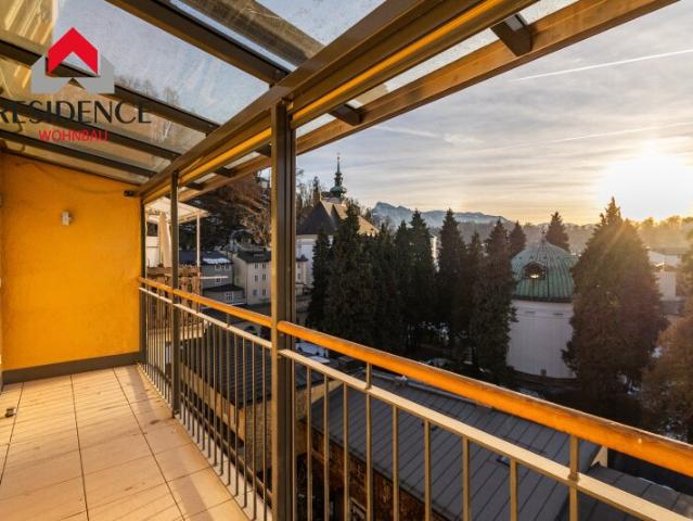 Große 5 Zimmer Dachgeschosswohnung in Toplage nähe Linzergasse Erstbezug nach Sanierung