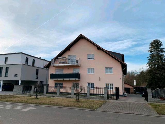 Große 5 Zimmer Wohnung in Wöllstein