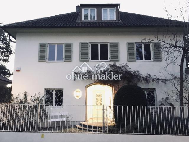 Große Altbau Villa in Augsburg Göggingen Exklusives Haus mit Garten