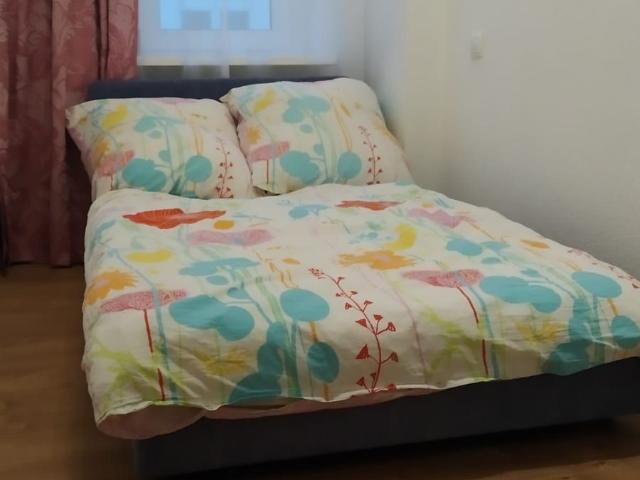 große Altbauwohnung nahe Schloss Charlottenburg, Berlin Amsterdam Apartments for Rent