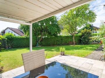 Große Gartenwohnung mit möglicher Einliegerwohnung 260 m² auf einer Ebene