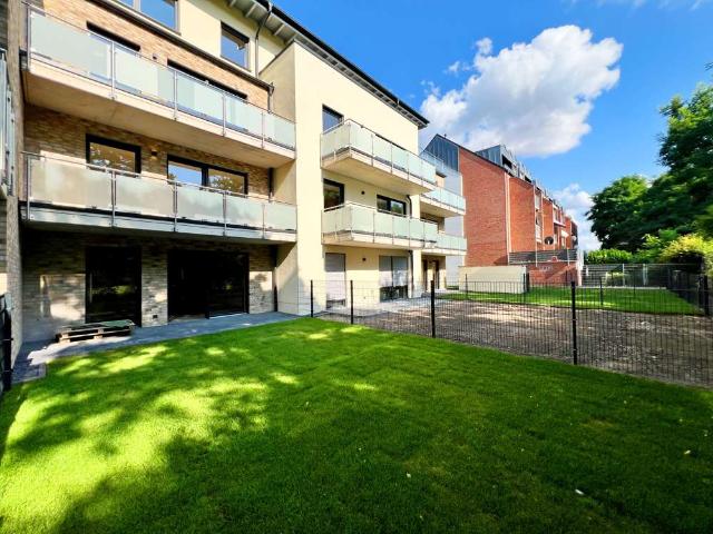 große Gartenwohnung NEUBAU