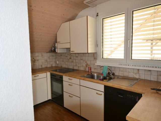 Grosse Dachwohnung mit Charme