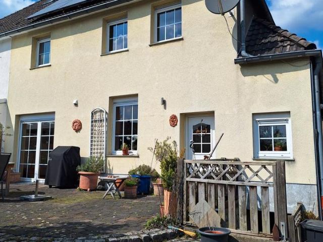 große DHH mit ELW und Südgrundstück