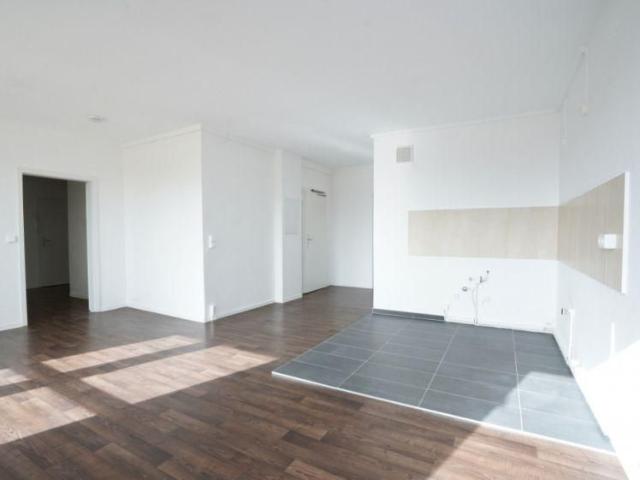 Große Familienwohnung / 2 Balkone / Modern