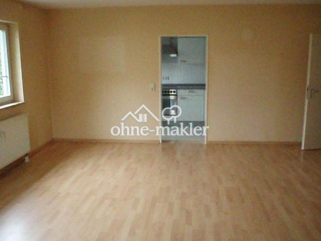 Große helle 3 Zimmer Wohnung, 88 m², im Herzen von KIST privat zu vermieten