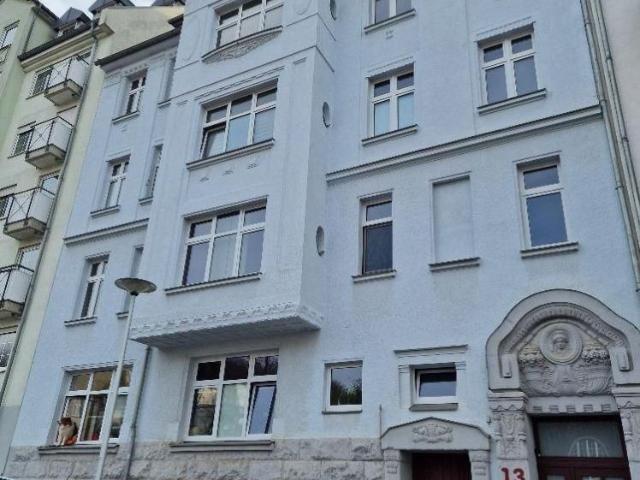 Große helle 3 Zimmer Wohnung und modernem Bad