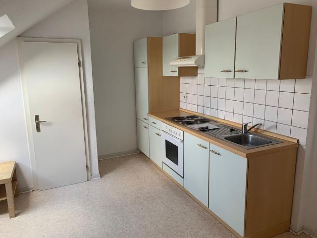 Große, helle 2 Zi. Whg. ca. 70qm in der Popitzstraße 11, FREI zum 01.11.2026