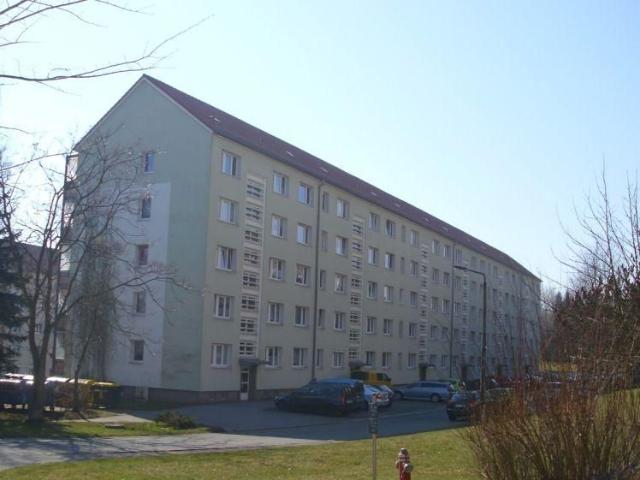 Große moderne Wohnung in Schulnähe mit zwei Balkonen und zwei Bädern