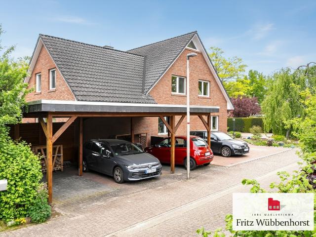 Große, moderne Dachgeschosswohnung mit Dachterrasse, Kellerraum und Parkplatz