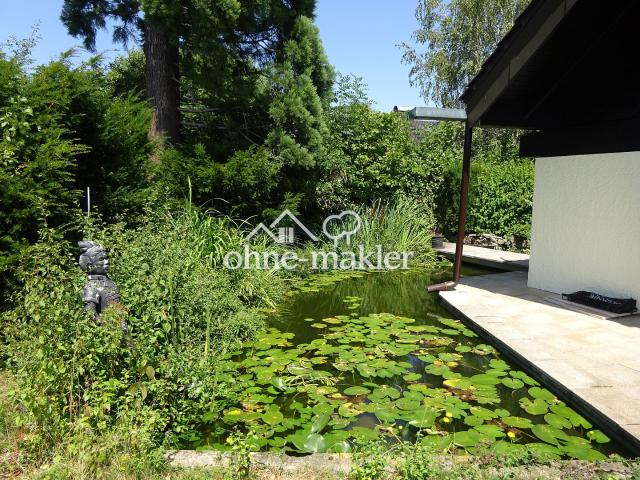 Große Maisonette mit Garten und Biotop