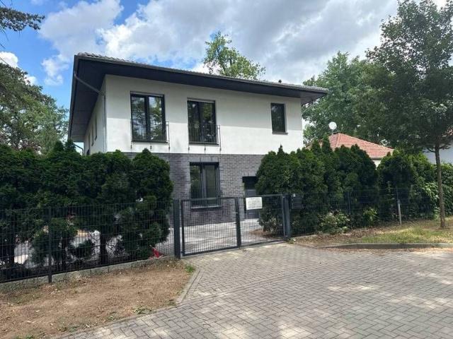 Grosse Stadtwohnung im Grünen Erstbezug