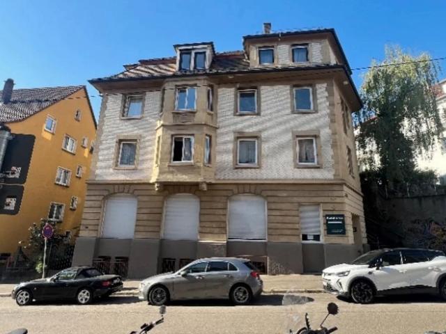 Grosse Stadtwohnung in Stuttgart Ost