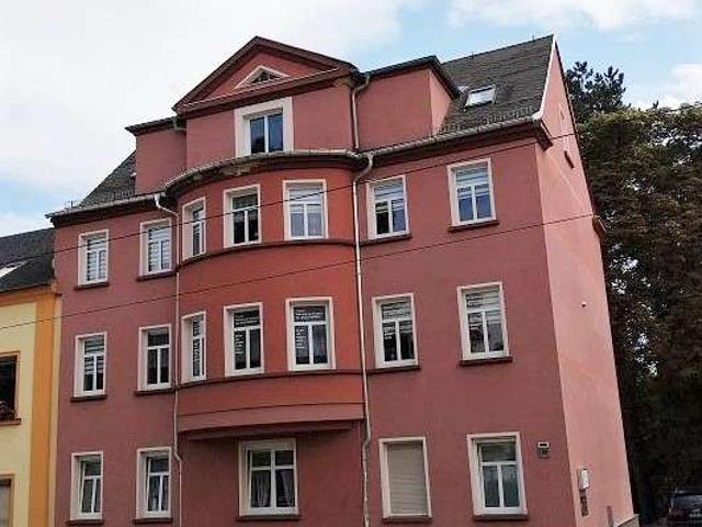 Große Wohnetage für Eigenutzer oder Anleger