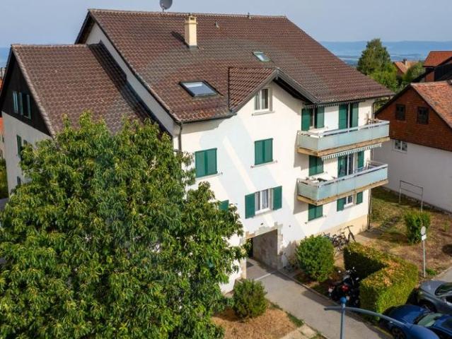 Grosse Wohnung im 2. Stock in Villars Tiercelin