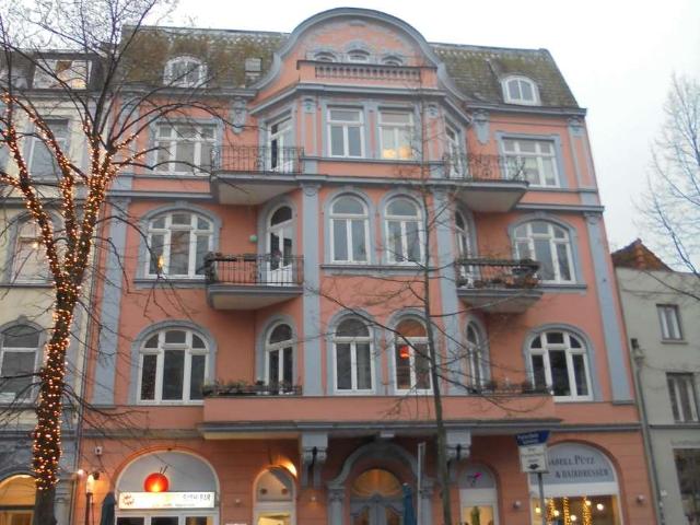 Große Wohnung in Lübecks Innenstadt zu vermieten