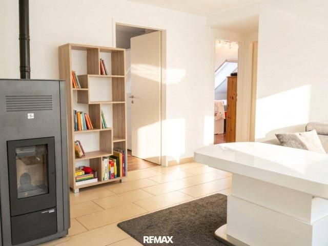 Große Wohnung mit 5 Zimmer