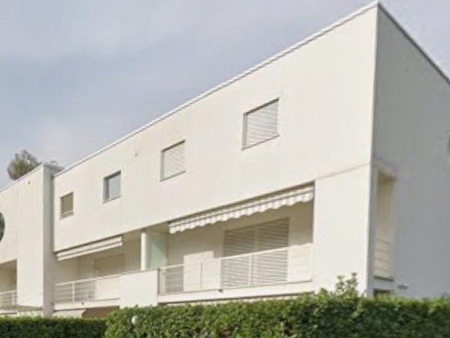 Große Wohnung mit Aufzug