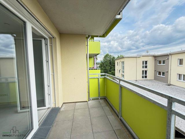 Große Wohnung mit Balkon in zentraler Lage in Ybbs! 1 Monat Mietfrei!
