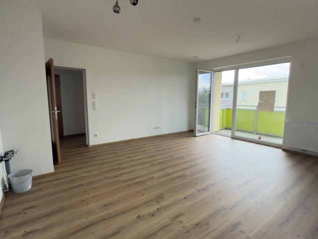 Große Wohnung mit Balkon in zentraler Lage in Ybbs! 1 Monat Mietfrei!