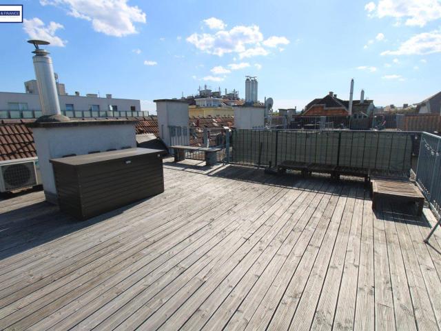 Große Terrasse, 360° Rundumblick, Sonne alles im Herzen von Floridsdorf!