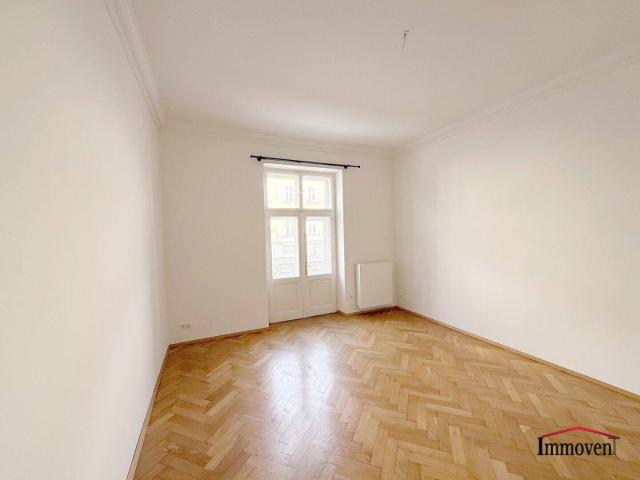 Große Traumwohnung in einem repräsentativen Altbau CITYLAGE LEOBEN!