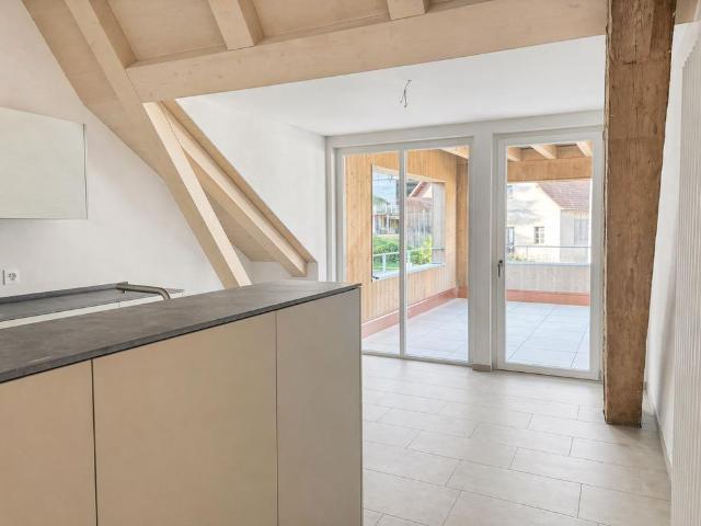 Grosse und exklusive 4 1/2 Zimmer Maisonette Wohnung