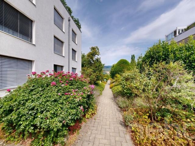 Grosse und helle Wohnung mit Weitsicht in Ipsach