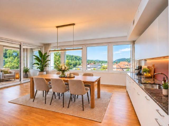 Grosse und helle 3.5 Zimmer Wohnung im Poly Areal