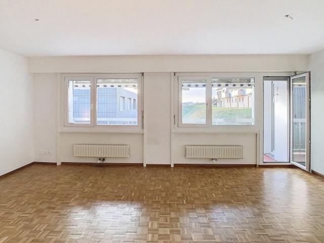Grosses und helles 4½ Zimmer Haus in der Nähe aller Annehmlichkeiten
