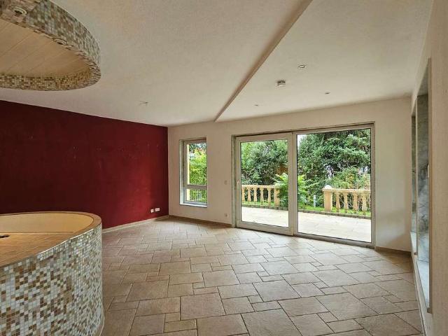 Große, vermietete Maisonettewohnung mit Terrasse und Gartenzugang in Berlin Lichterfelde