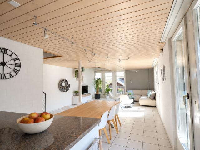 GROSSEN IMMOBILIEN 5.5 Zimmer Maisonette Dachwohnung
