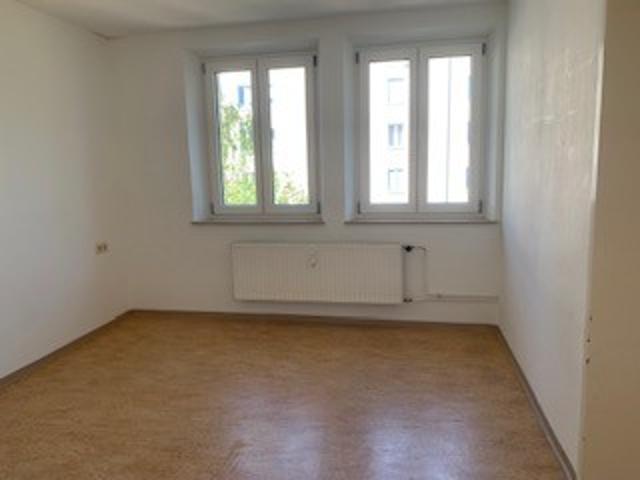 Großer Balkon und direkte Anbindung an den ÖPNV