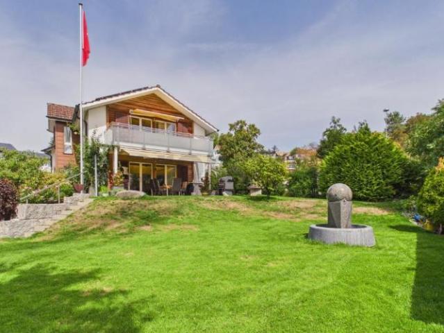Grosser Garten zur Alleinnutzung, 250 m² Terrasse und flexible Raumaufteilung 4.5 5.5 Zimmer