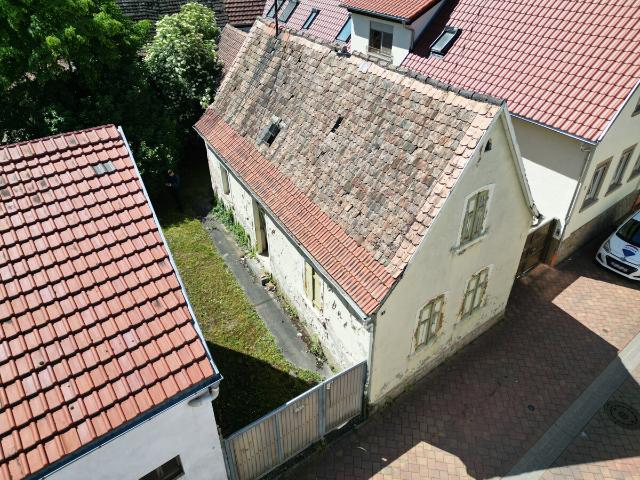 Großer Garten, Scheune und Restbestand auf ca. 644 m² in ruhiger Lage
