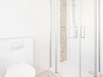 Großes Bad / Modern / Extra Hauswirtschaftsraum