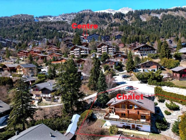 Großes Chalet in Anzère mit 6,5 Zimmern in einer ruhigen Gegend, nahe dem Zentrum mit wunderschöner Aussicht
