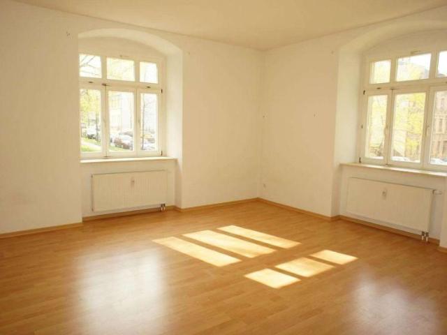 Großes Eck Wohnzimmer Laminat und Bad mit Dusche + EBK