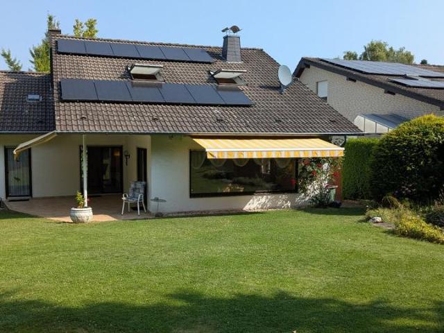 großes Einfamilienhaus,TOP Lage,TOP Zustand, OHNE Maklerprovision
