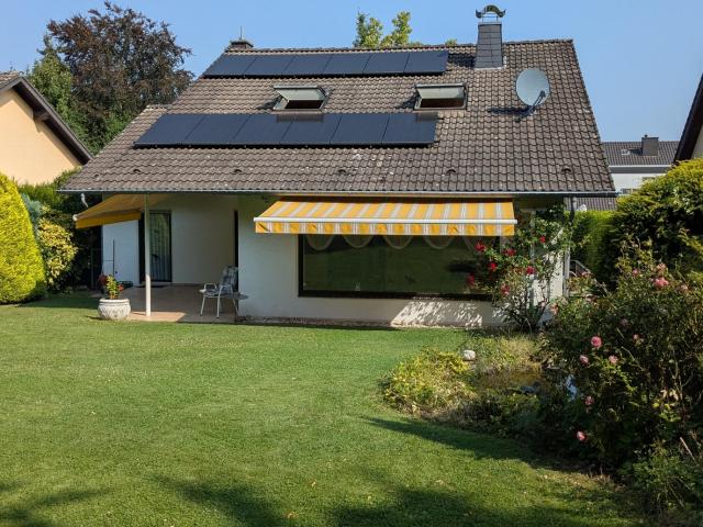 großes Einfamilienhaus, TOP Lage, TOP Zustand, Ruhe pur, OHNE Makler