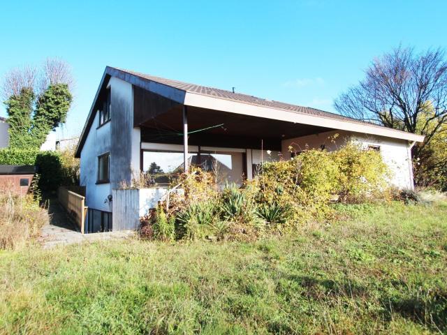 Großes Einfamilienhaus in Bretten!