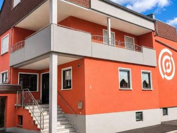 Großes Einfamilienhaus in Kleinostheim Wohntraum auf 3 Etagen