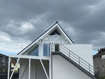 Großes Einfamilienhaus mit Einliegerwohnung in Hamburg Schnelsen