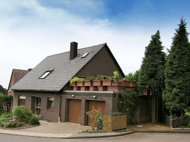 Großes Familien /Mehrgenerationenhaus in ruhiger Sackgasse nahe Ruhrwiesen