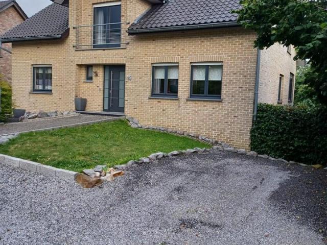 Großes freistehendes Einfamilienhaus in Hergenrath