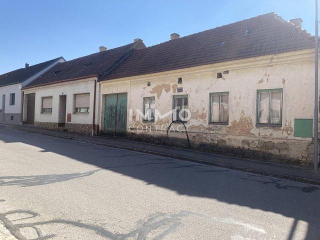 Großes Grundstück / 2.770m² mit einem Abrisshaus und einem Bauernhaus