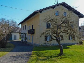 Großes Grundstück in bester Lage in Braunau/Ranshofen mit gut erhaltenem Altbestand