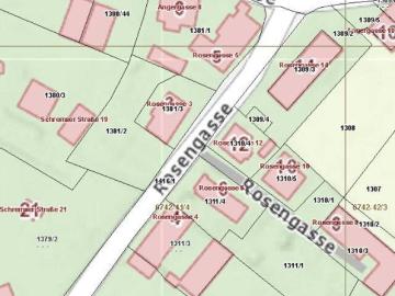 Großes Grundstück mit altem Einfamilienhaus