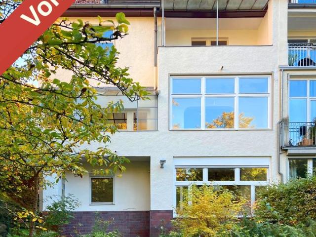Großes Haus mit Garten in Steglitz vielseitig nutzbar