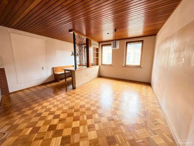 Großes Haus zum kleinen Mietpreis im coburger Steinweg!